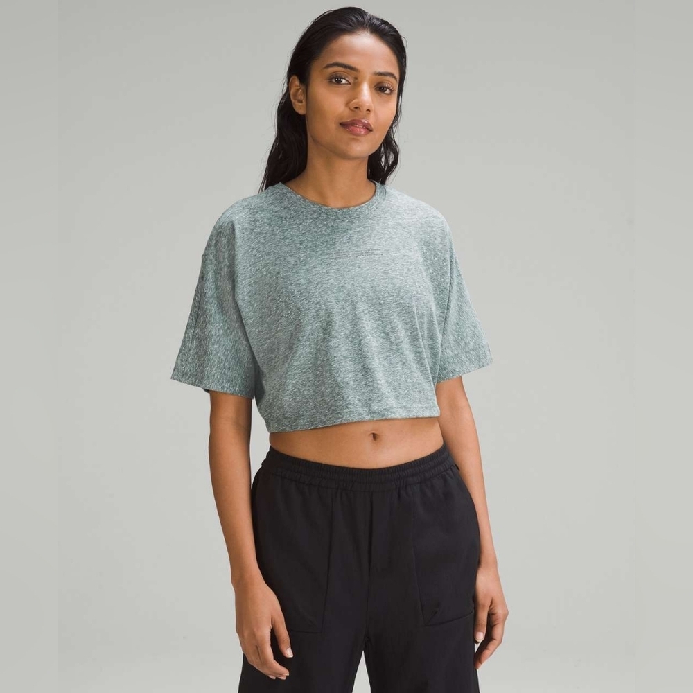 Lululemon lab Cotton-Blend Cropped T-Shirt Graphic Size 14